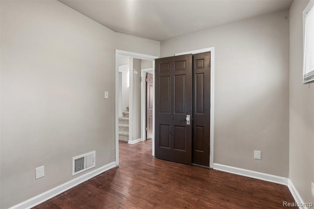 4845 University Place, Detroit, MI 48224 — Photo 12