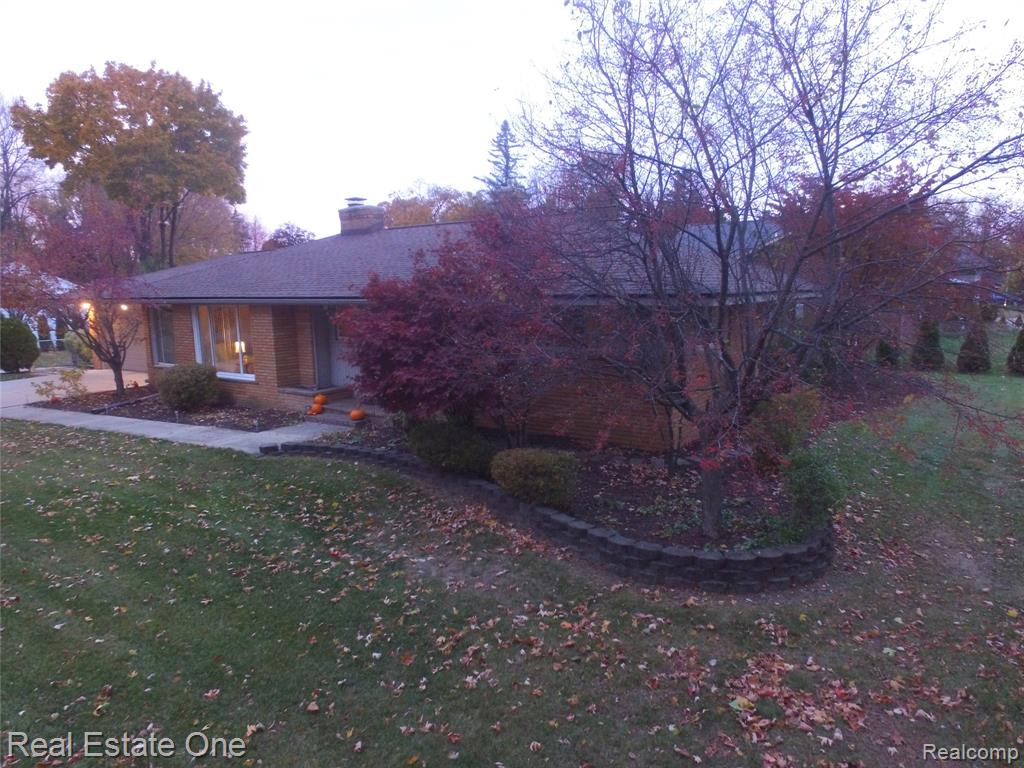 40936 Micol Drive, Plymouth, MI 48170 — Photo 2