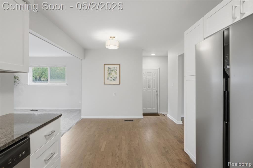 19704 Parkside Street, Saint Clair Shores, MI 48080 — Photo 13