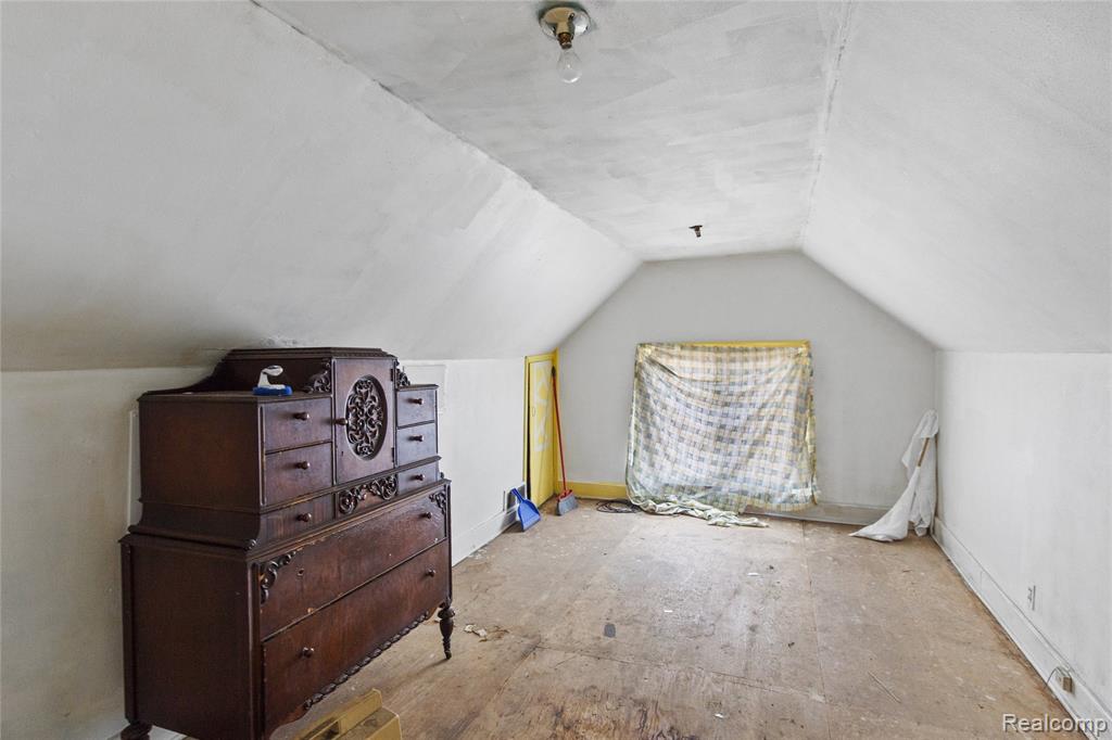5049 Pennsylvania Street, Detroit, MI 48213 — Photo 17
