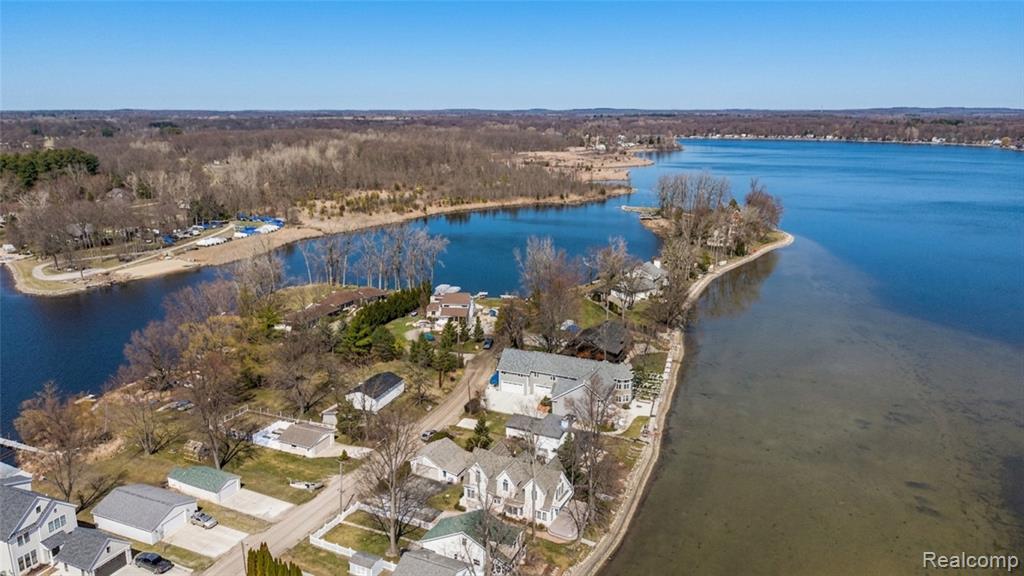 1382 Nita, Pinckney, MI 48169 — Photo 16