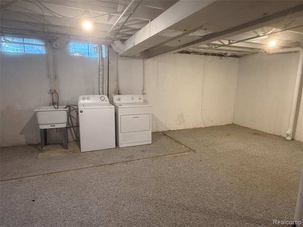 27048 Winchester Street, Brownstown, MI 48183 — Photo 18