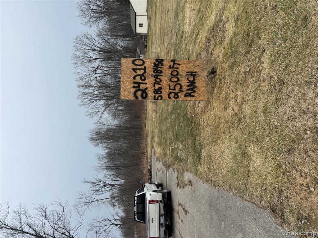 24210 24 Mile Road, Macomb, MI 48042