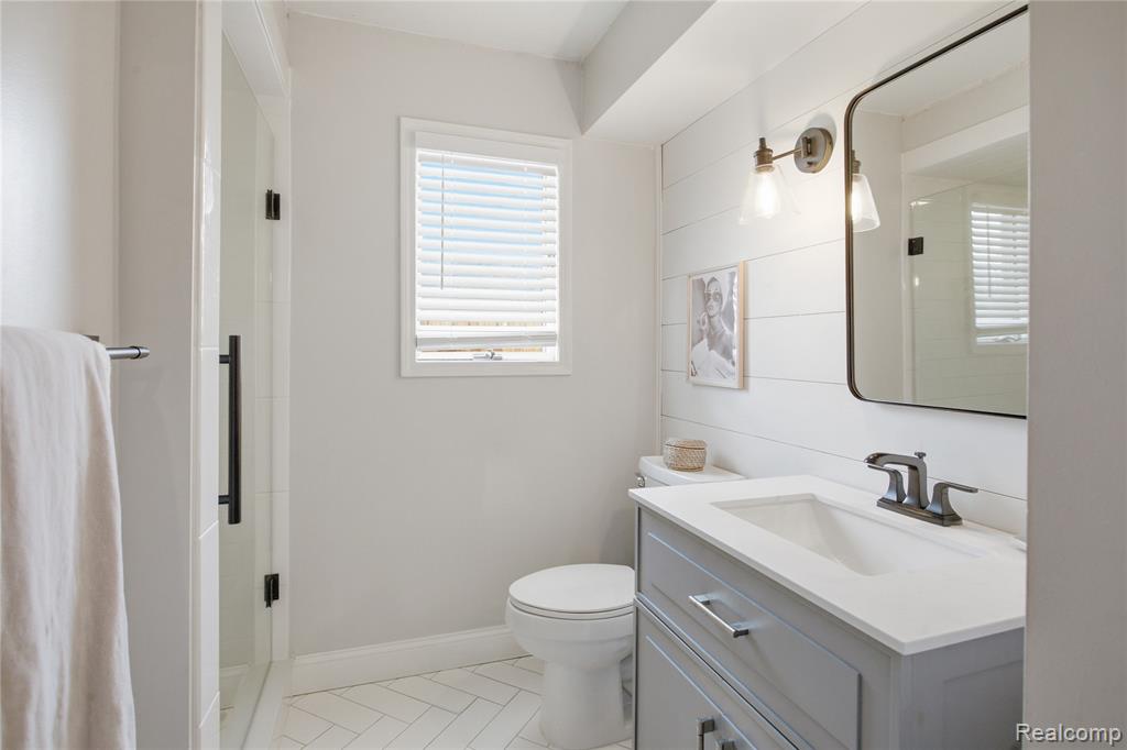 8234 E Pearson Road E, Shelby Twp, MI 48316 — Photo 10