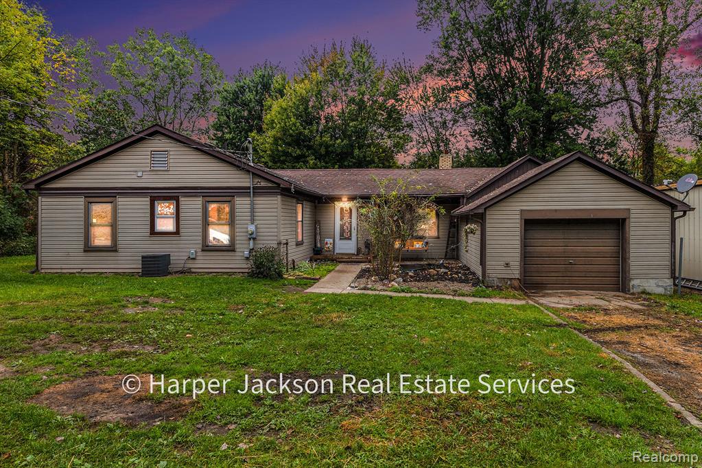 5621 Beard Road, Byron, MI 48418 — front exterior