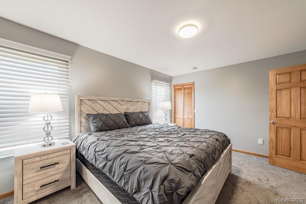 1034 Parkway, Waterford, MI 48328 — Photo 17