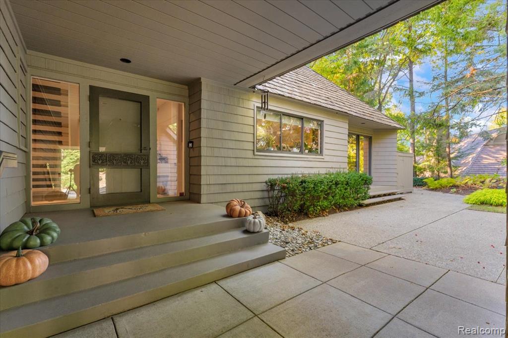 965 BLOOMFIELD WOODS, Bloomfield Hills, MI 48304 — Photo 3