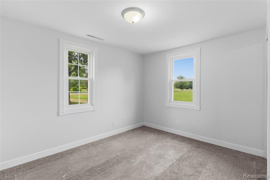 3241 E Frances Road, Clio, MI 48420 — Photo 13