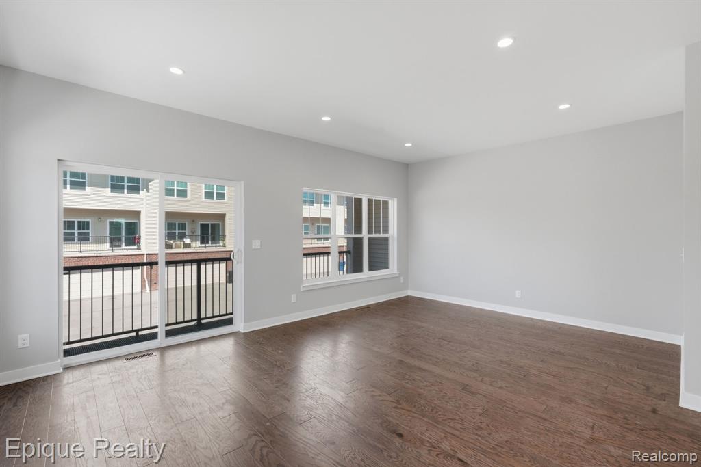 25495 Grandview Lane, 25, Novi, MI — Photo 5