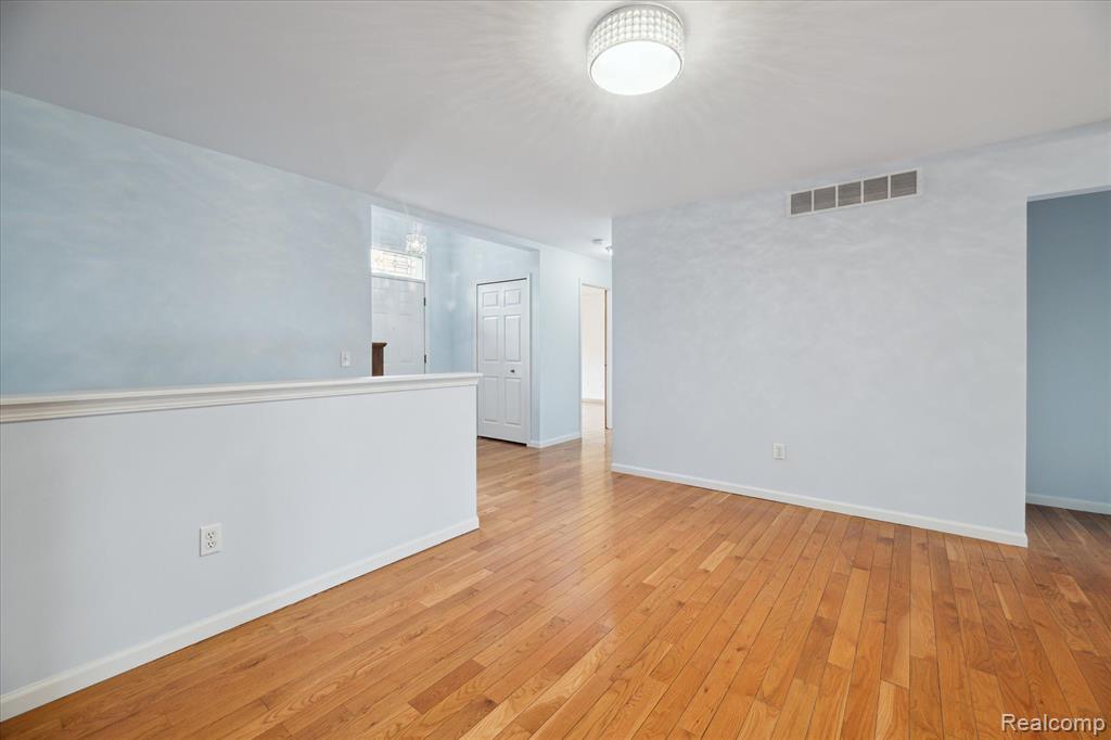 6062 GREEN ASH Drive, 36, Brighton, MI 48116 — Photo 11