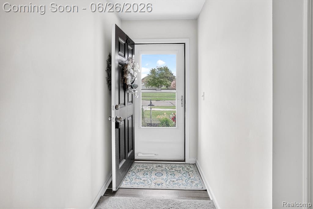 528 Turn Bull Street, Lapeer, MI 48446 — Photo 6