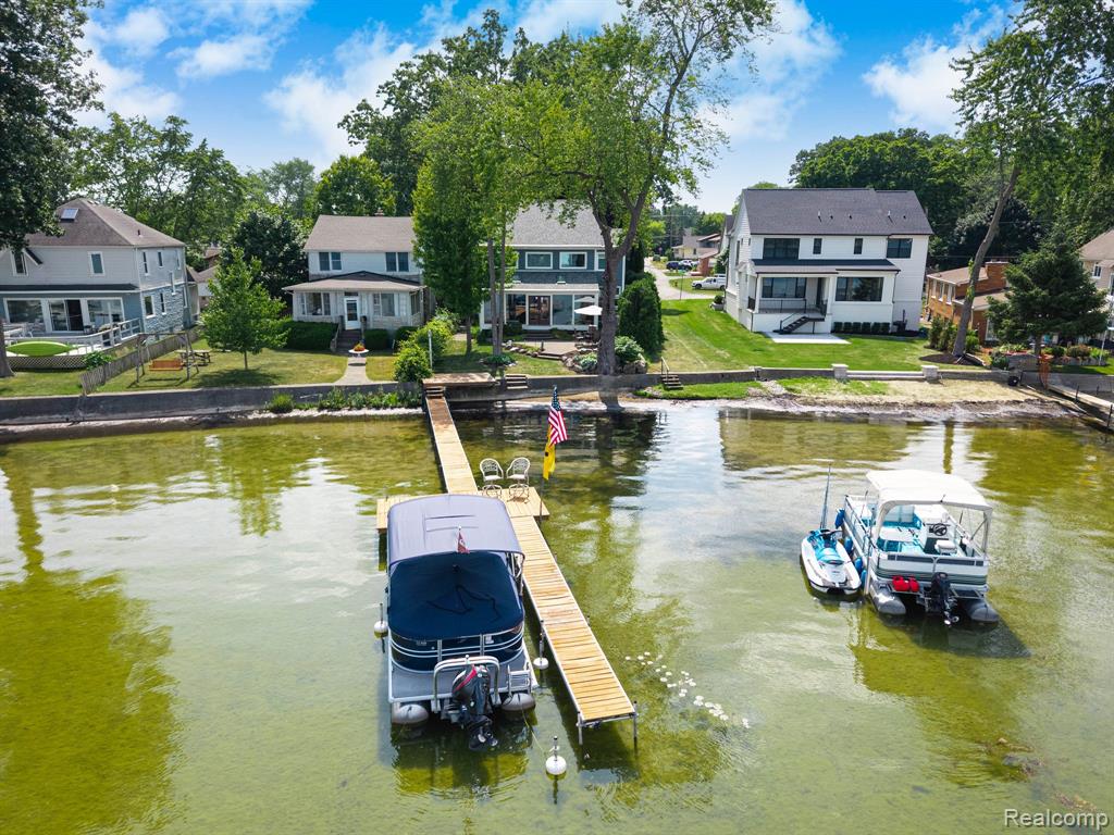 775 Lyle Drive, Waterford, MI 48327 — Photo 10
