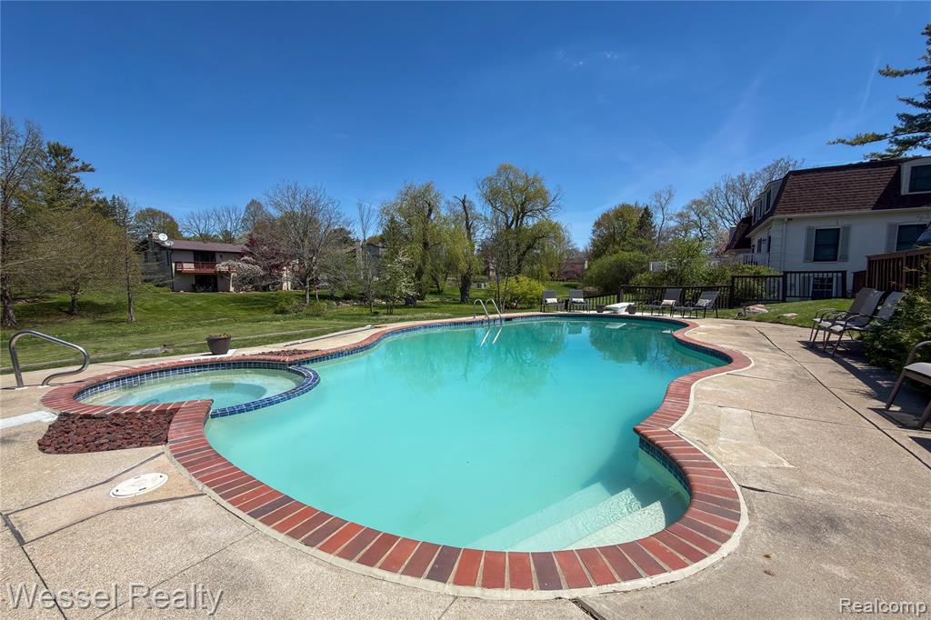 117 Coachlamp Road, Rochester, MI 48306 — Photo 47