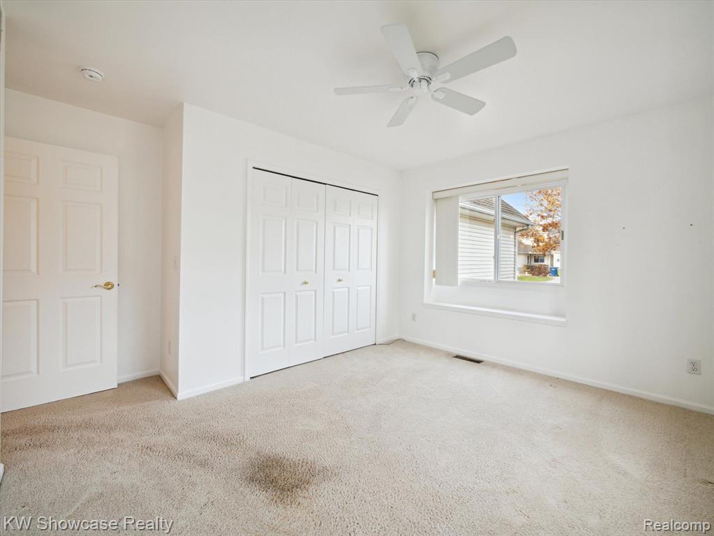 61011 EVERGREEN, South Lyon, MI 48178 — Photo 30