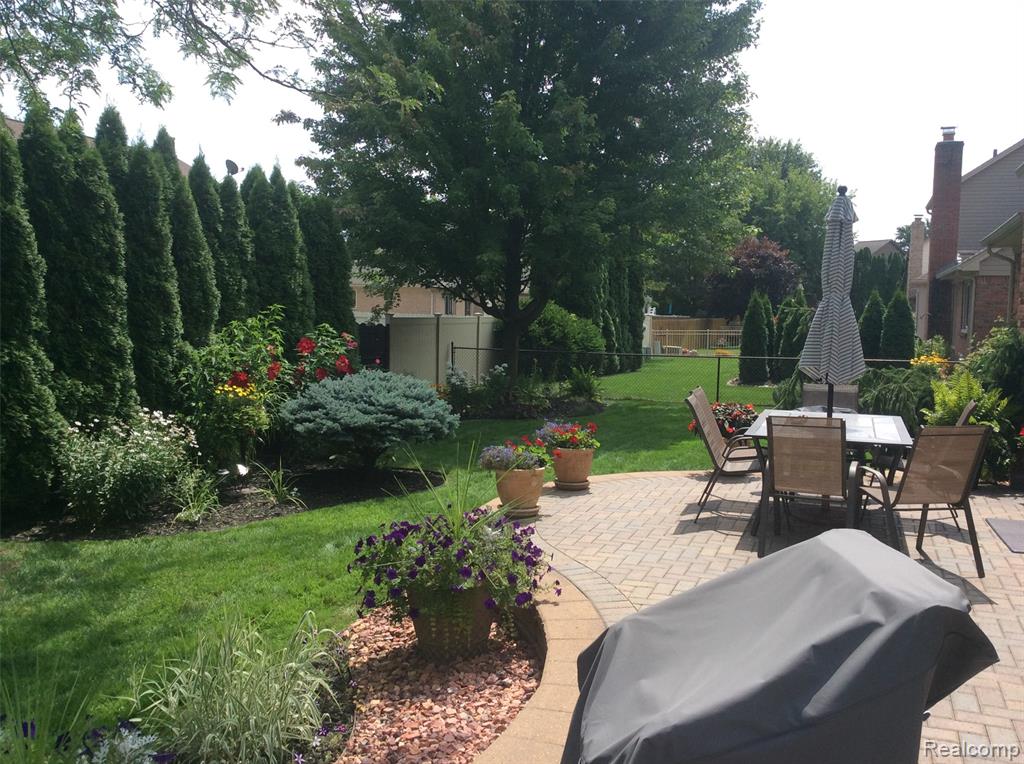 40312 Sugar Spring Drive, Sterling Heights, MI 48313 — Photo 73
