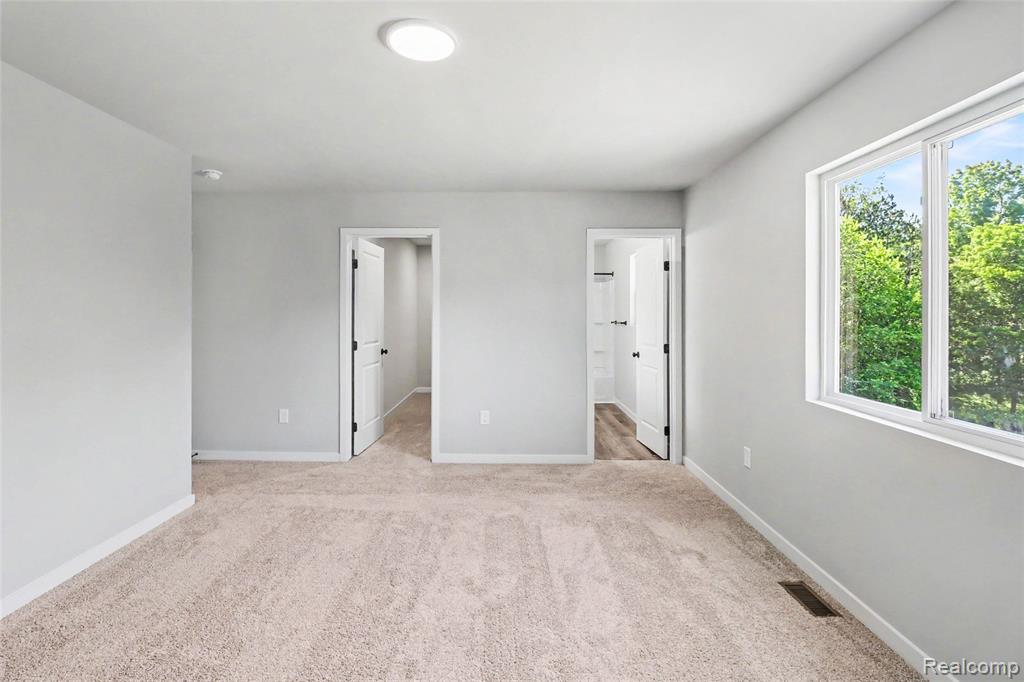 8111 Moonlight Creek Lane, Fowlerville, MI 48836 — Photo 10