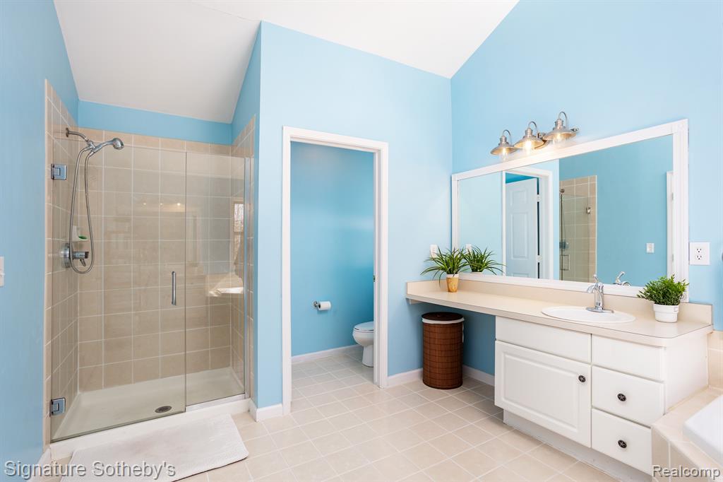 4718 Wildflower Court, Ann Arbor, MI 48108 — Photo 37