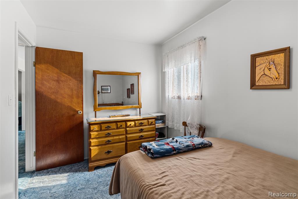 4323 Ashlawn Drive, Flint, MI 48507 — Photo 23
