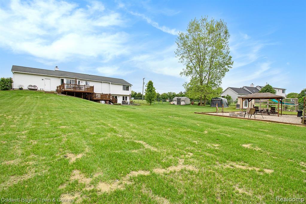 6643 FARM Lane, Fowlerville, MI 48836 — Photo 24