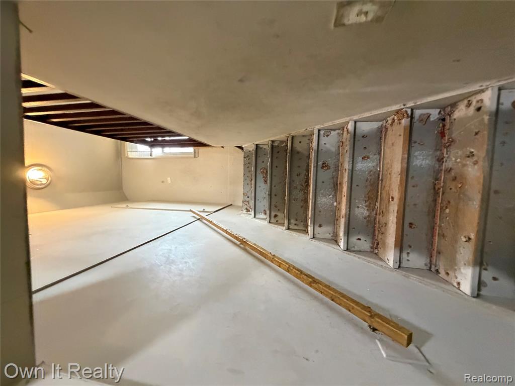 6395 Westwood Street, Detroit, MI 48228 — Photo 15