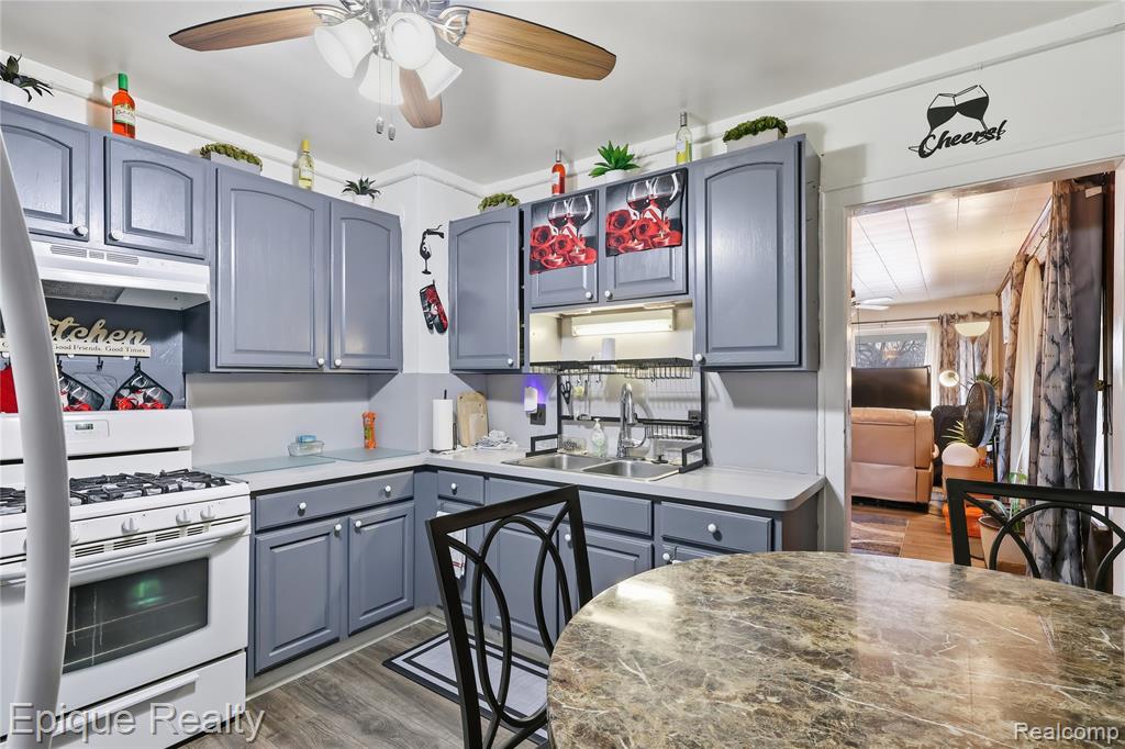 8311 Olympia Street, Detroit, MI 48213 — Photo 9