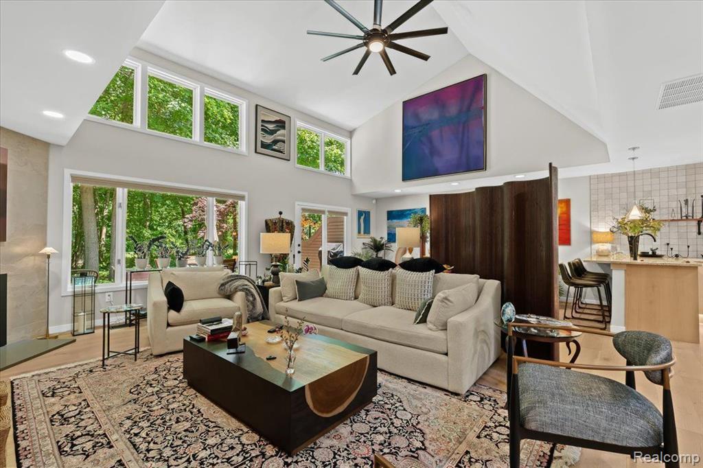 4596 COTTONWOOD Drive, Ann Arbor, MI 48108 — Photo 12
