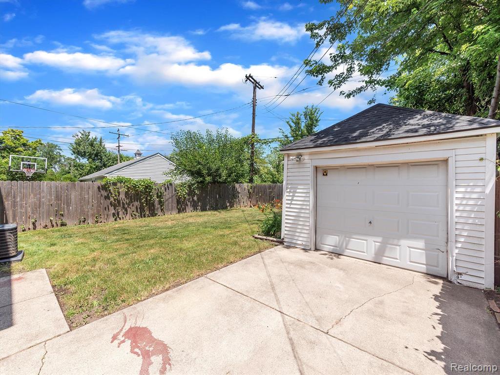 5306 MARSEILLES Street, Detroit, MI 48224 — Photo 43
