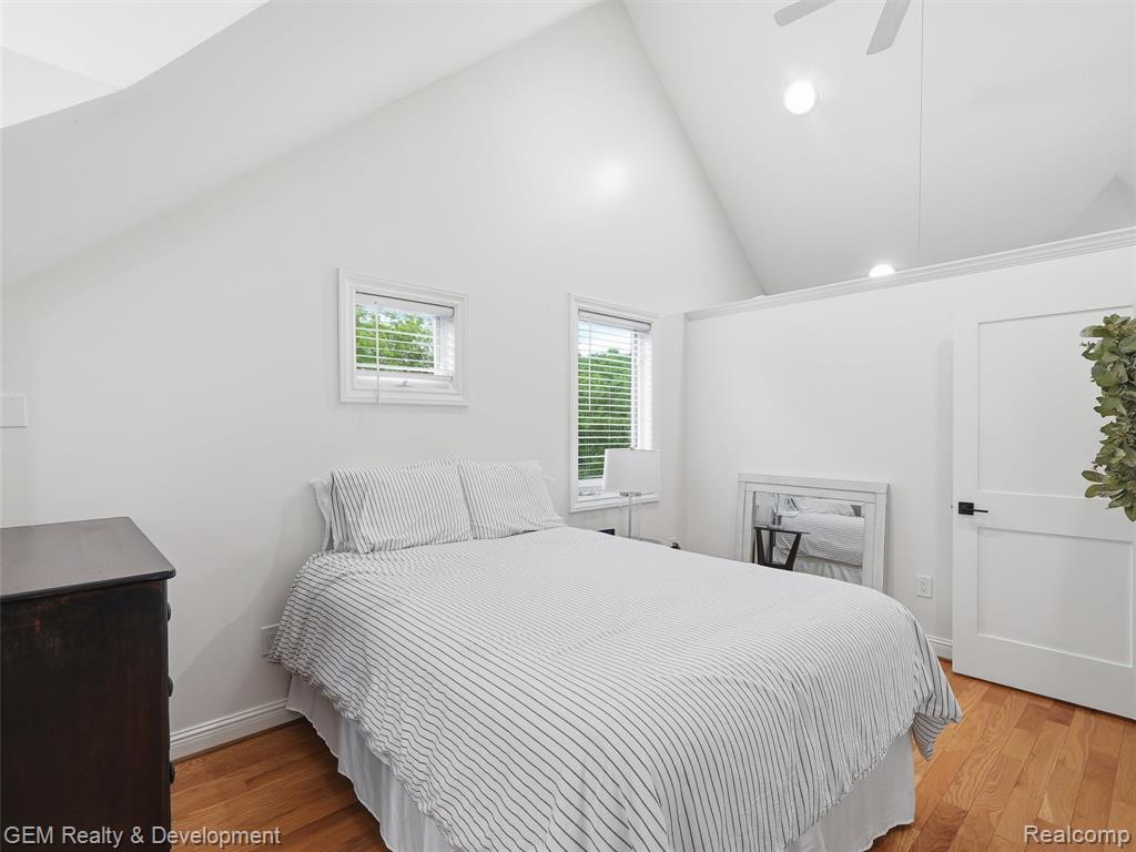 45625 W 9 Mile Road, Novi, MI — Photo 47