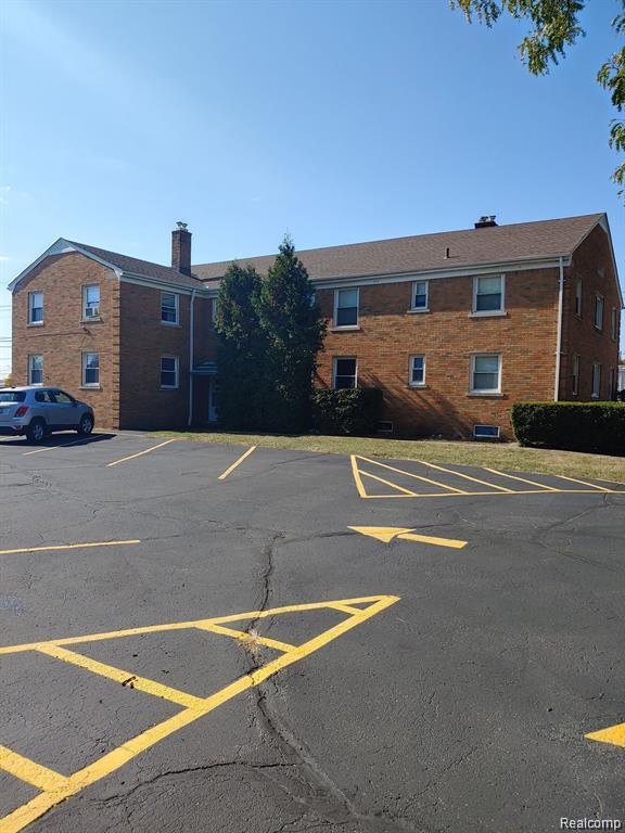 8030 Central, Center Line, MI 48015 — front exterior