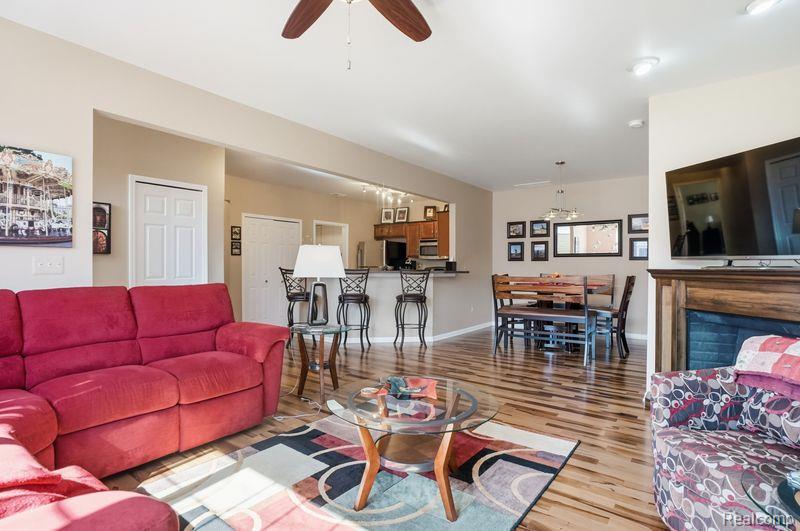28304 Adler Park Drive S, New Baltimore, MI — Photo 5