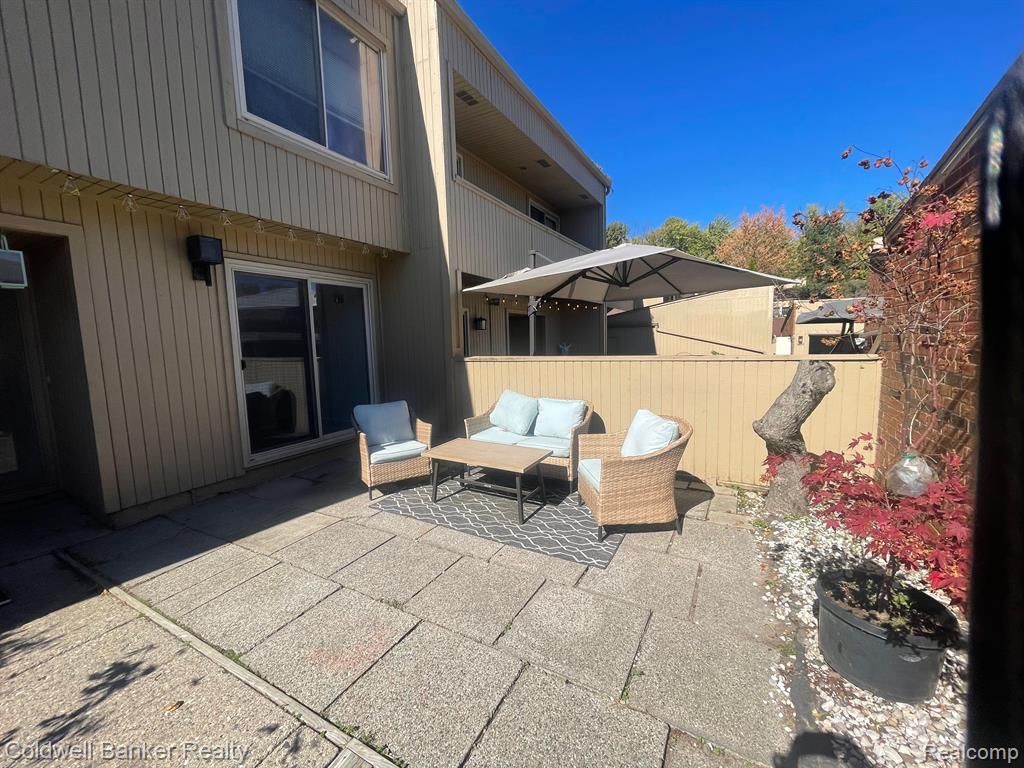 7330 BALSAM Court, West Bloomfield, MI — Photo 16
