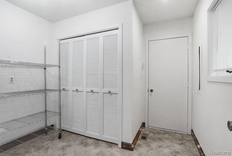 101 Quiet Creek Circle, Chelsea, MI 48118 — Photo 18