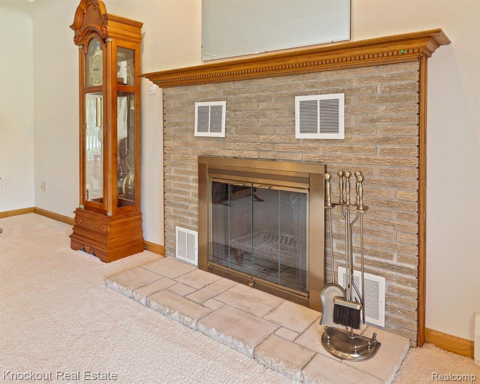 3842 Waltmar Drive, Bridgeport, MI 48722 — Photo 9