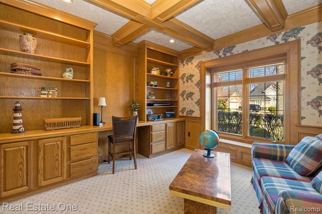 43581 NAVES Court, Clinton Twp, MI 48038 — Photo 9