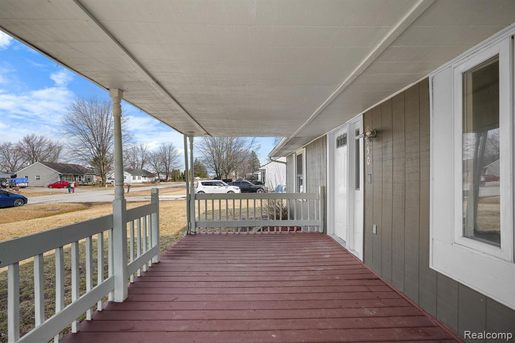 8750 WELDWOOD Drive, Monroe, MI 48162 — Photo 5