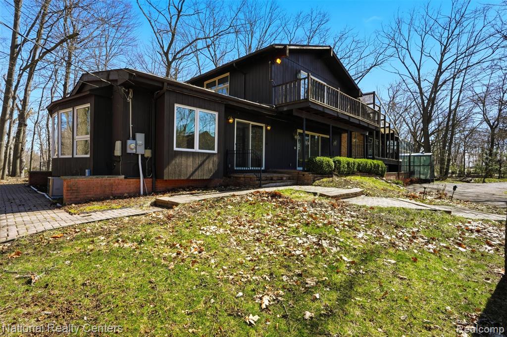 4710 Cove Road, West Bloomfield, MI 48323 — Photo 3