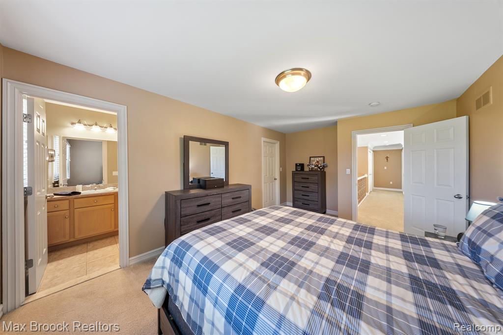 63334 TURNBERRY Way, Washington, MI 48095 — Photo 35