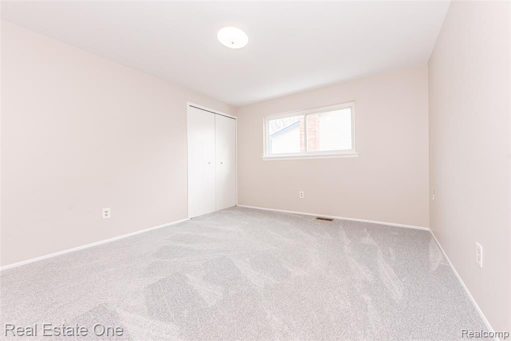 41958 Sunderland Drive, Canton, MI 48187 — Photo 41