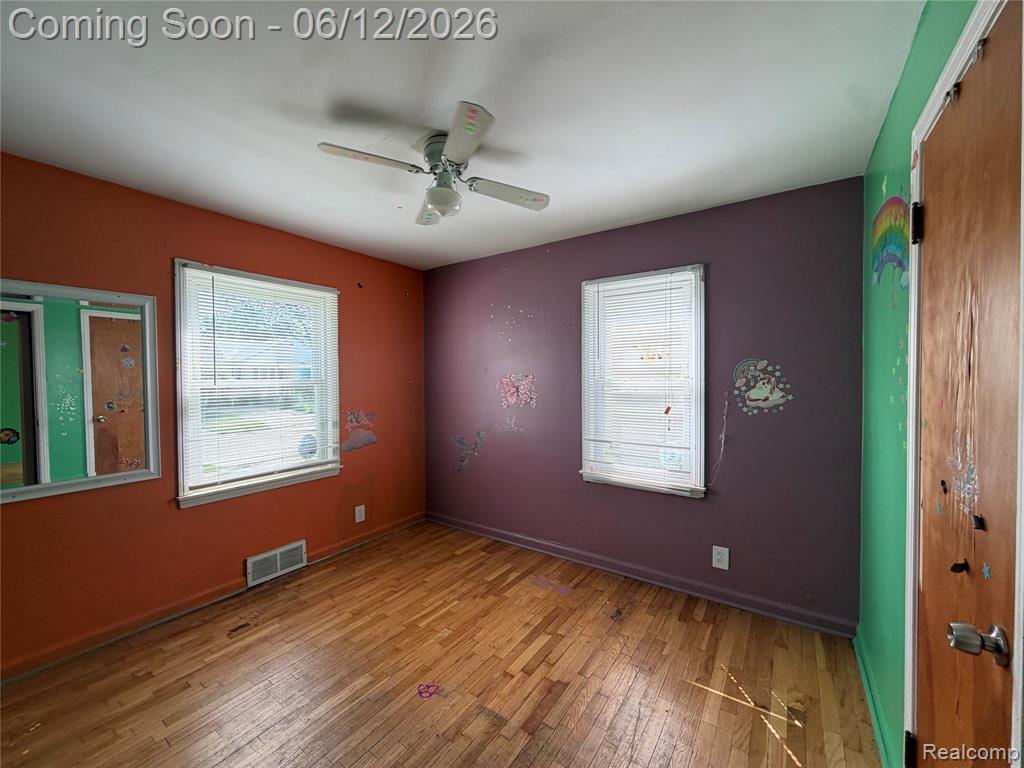 4230 CUSTER Avenue, Flint, MI 48507 — Photo 15