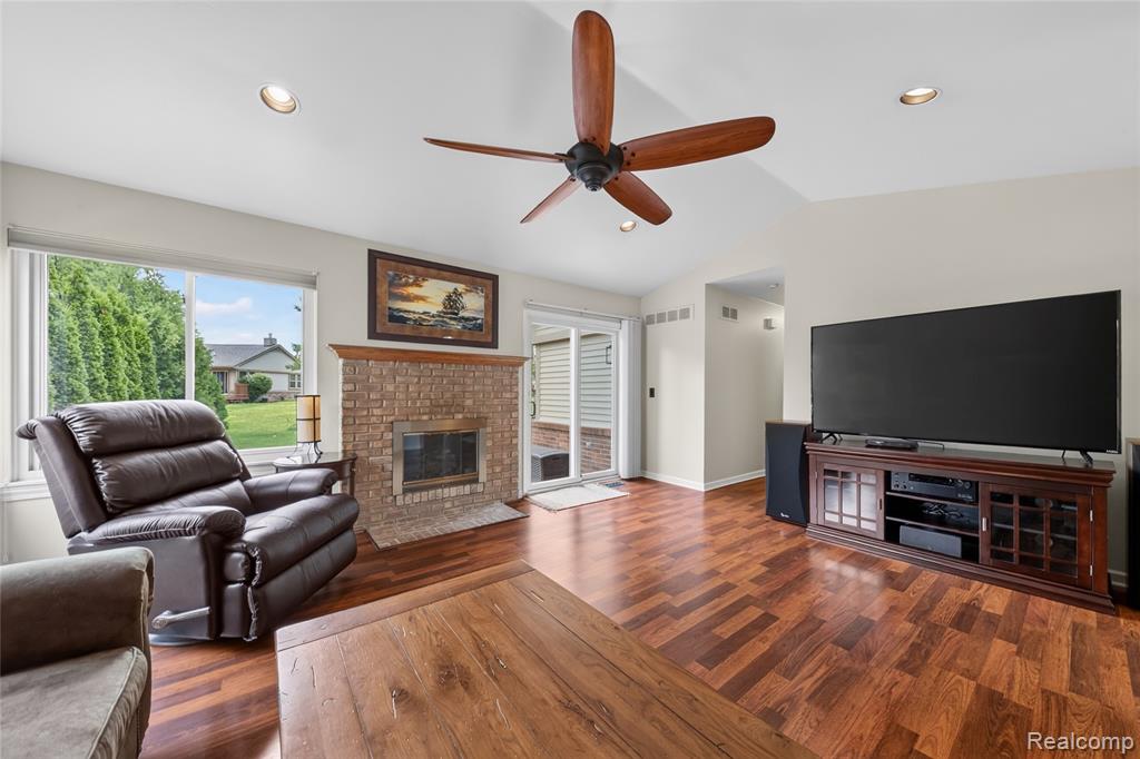 44637 Ridgefield Road, Canton, MI 48188 — Photo 16
