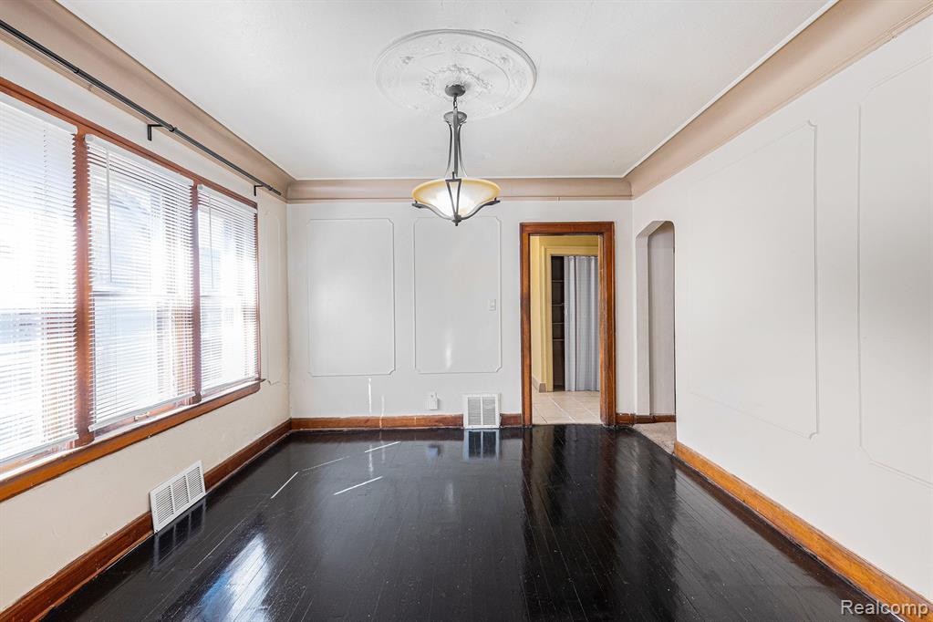 5279 E SOMERSET Avenue, Detroit, MI 48224 — Photo 5