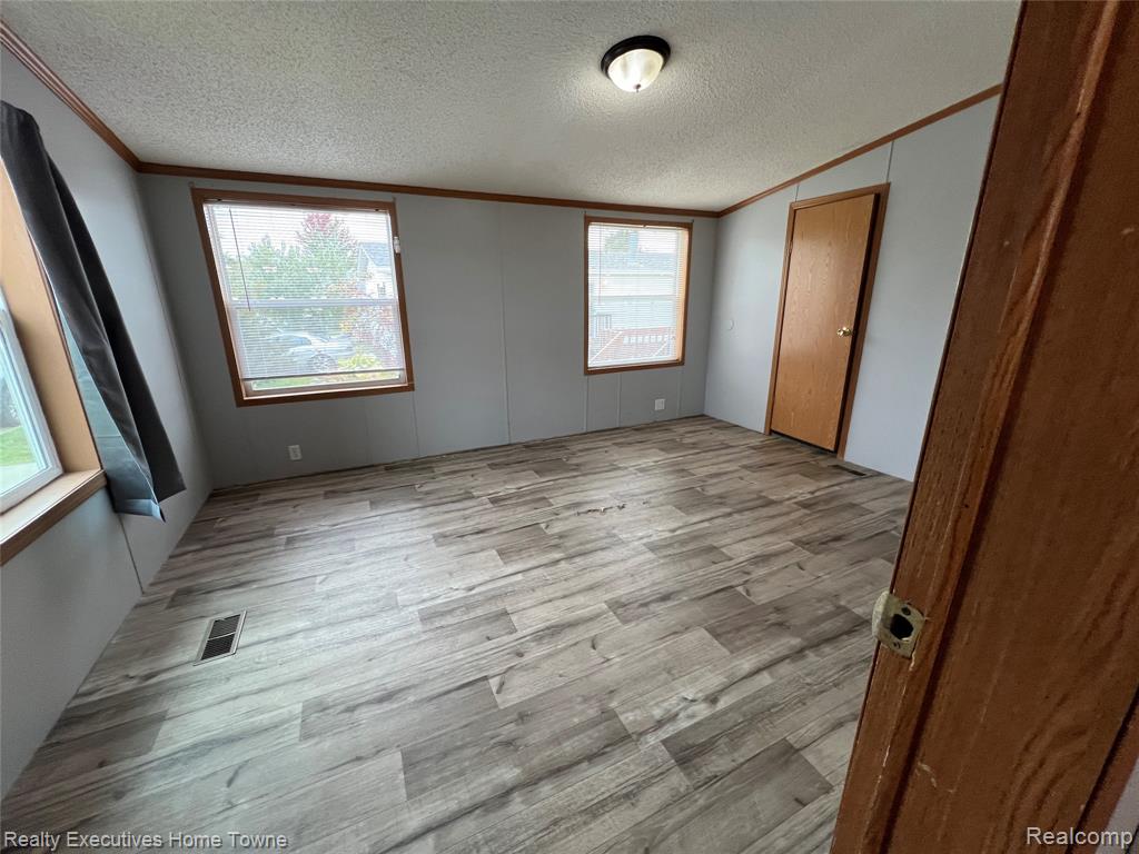 3679 Chestnut Ln Lane, Dryden, MI 48428 — Photo 15