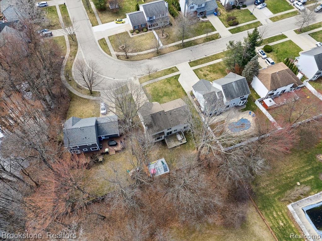 4272 HEATHERSTONE Drive, Waterford, MI 48329 — Photo 54