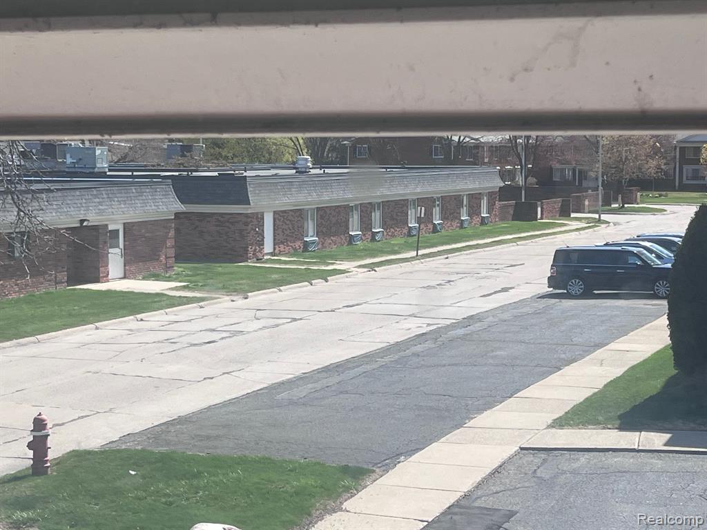 19804 Harper Avenue, 202, Harper Woods, MI 48225 — Photo 10