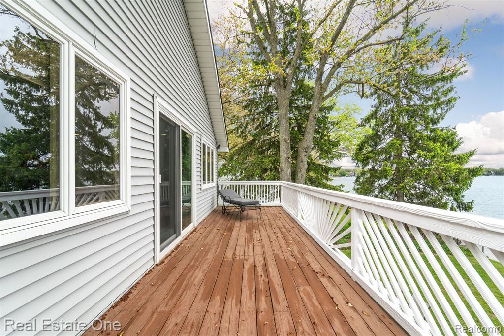 10194 Elmcrest Road, Whitmore Lake, MI 48189 — Photo 50