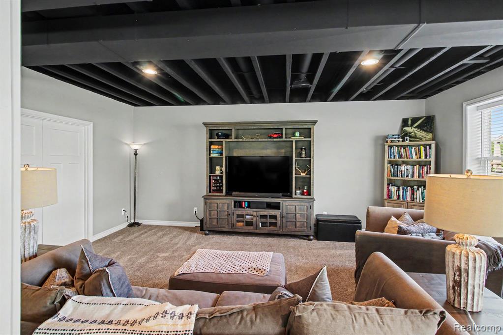4112 Prairie Rose Drive, Howell, MI 48843 — Photo 32