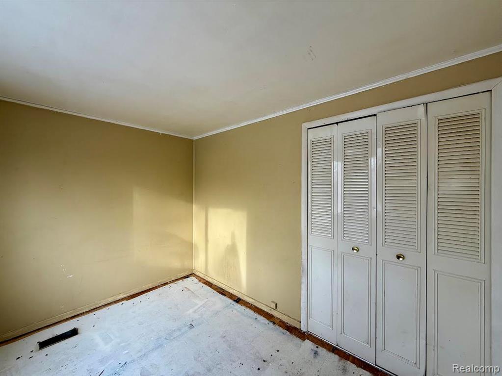 805 Estrada Drive, Belleville, MI 48111 — Photo 29