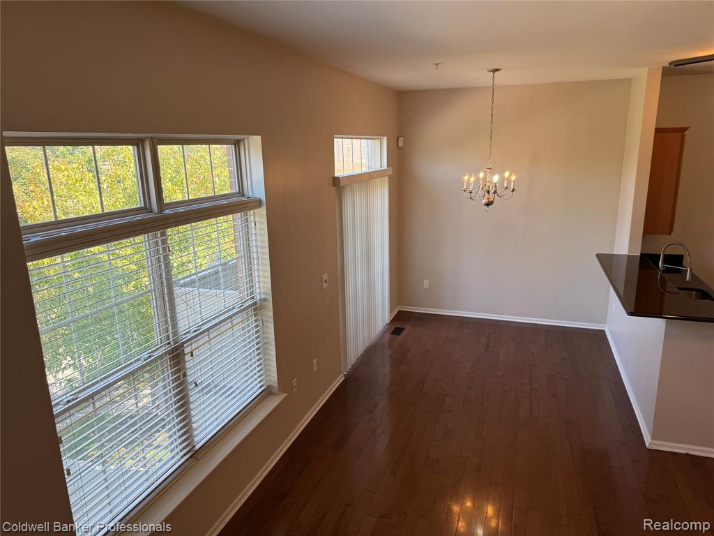 39792 ROCKCREST CIR, Northville, MI — Photo 6