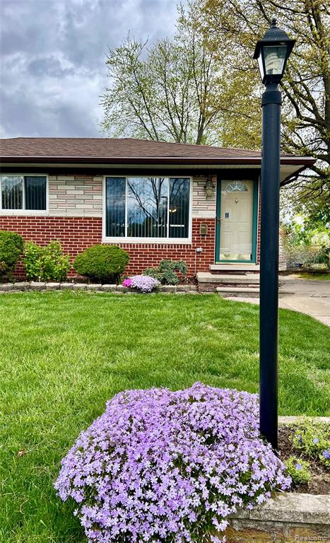 34405 Little Mack Avenue, Clinton Twp, MI 48035 — Photo 3