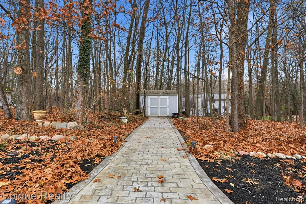 3730 Winding Pine Drive, Metamora, MI 48455 — Photo 6